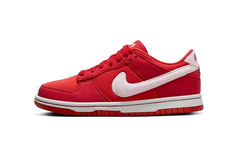 Nike Bring the 'Sole Mates' Love to the Dunk Low 